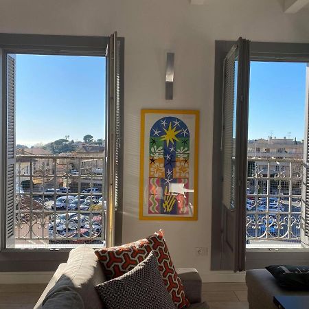 Superbe Studio Au Centre De Vence Apartment Екстериор снимка
